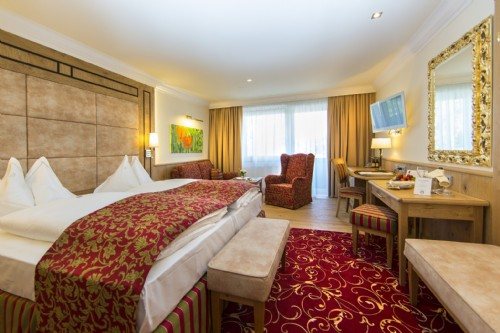 Hotel Hubertushof (4 Stars)