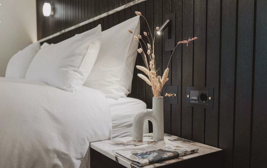 Gentle Hide Hotel (keine)